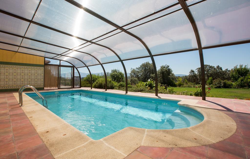 Apartamentos El Jardin Del Poeta Guijo de Granadilla Ruang foto
