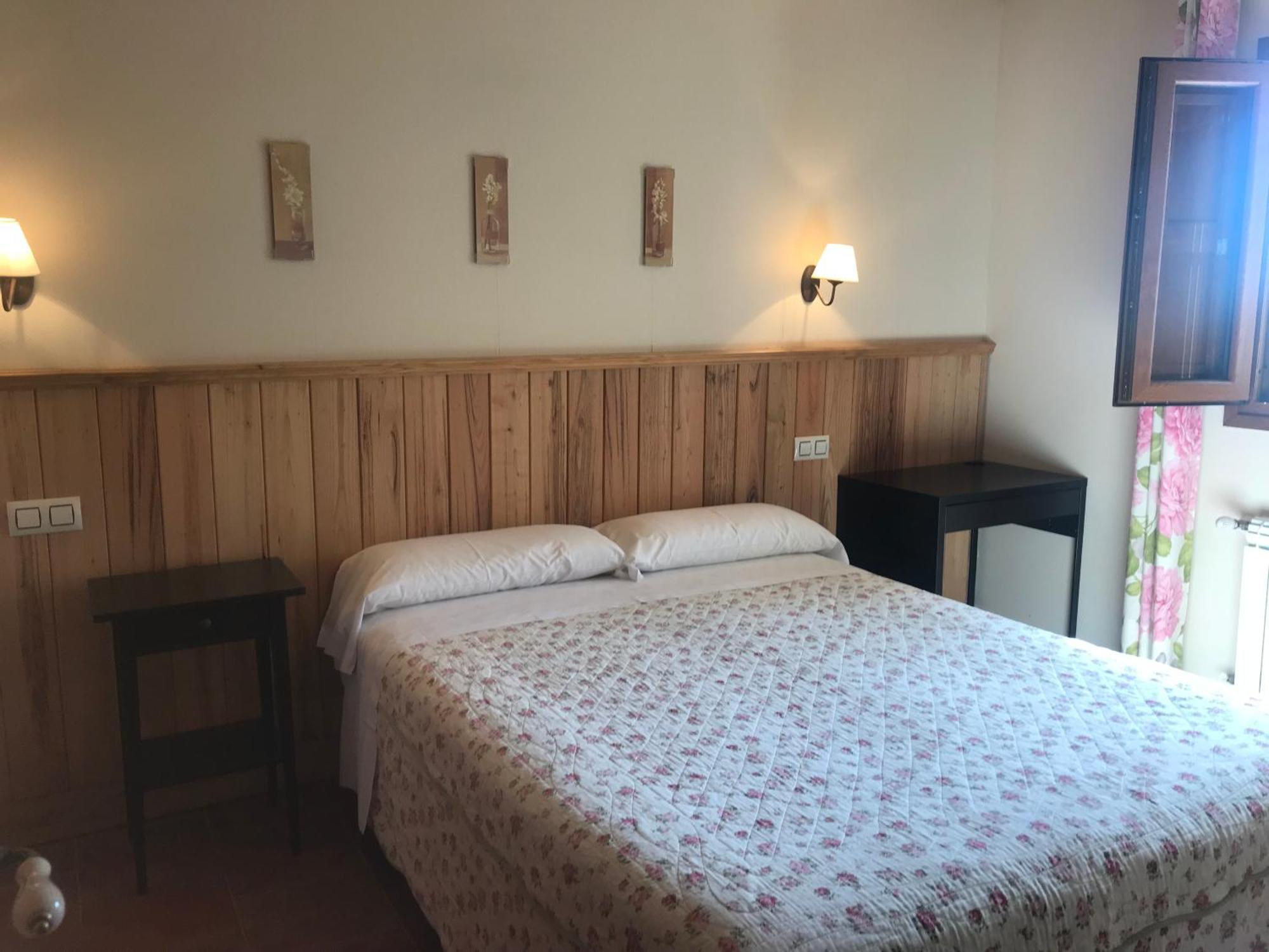 Apartamentos El Jardin Del Poeta Guijo de Granadilla Bagian luar foto
