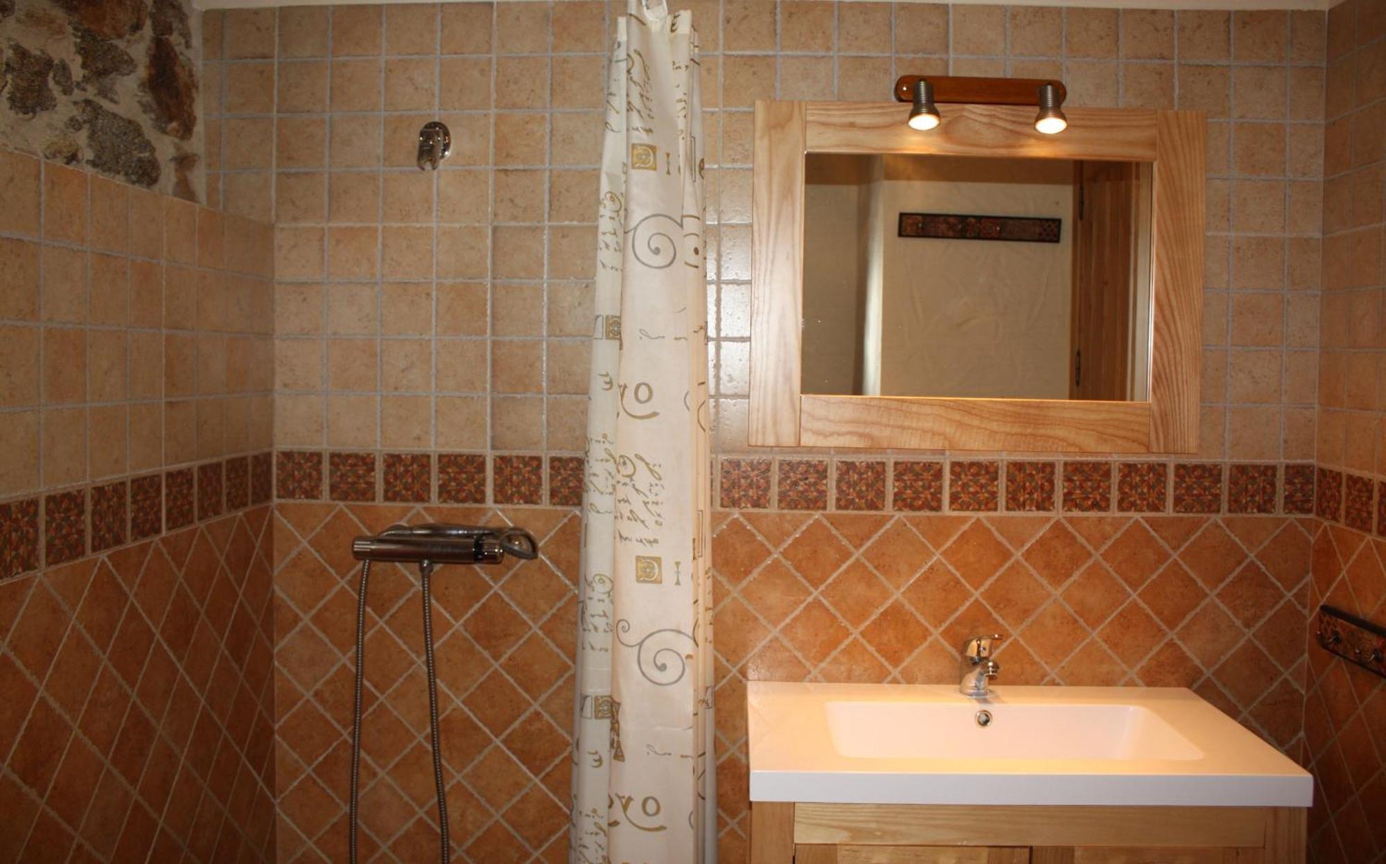 Apartamentos El Jardin Del Poeta Guijo de Granadilla Ruang foto