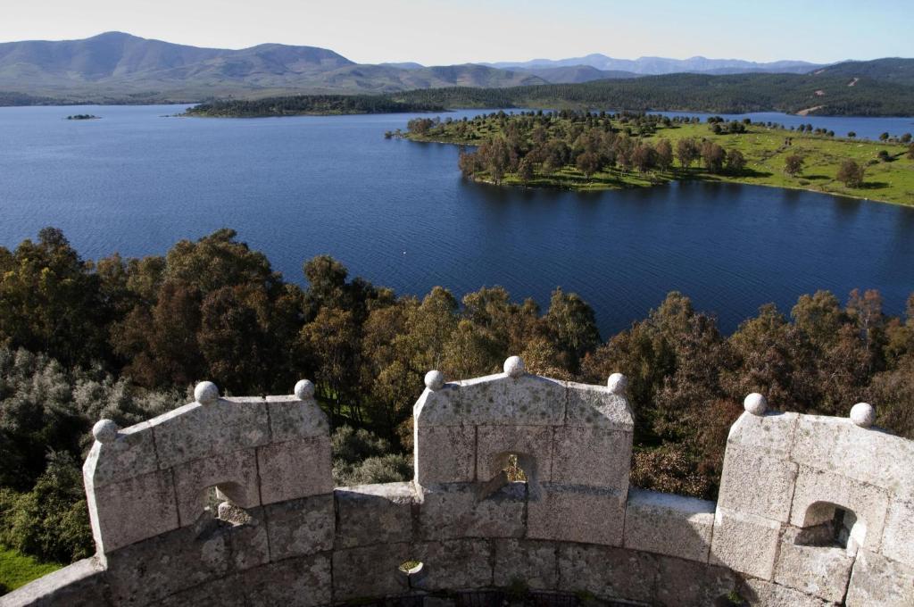 Apartamentos El Jardin Del Poeta Guijo de Granadilla Bagian luar foto